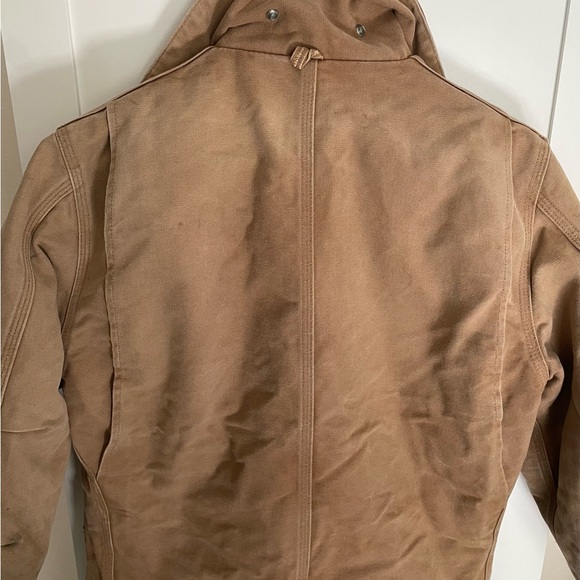 Expertly Distressed Carhartt Duck Jacket - Looks Worn-in but is Super Clean 🧼 🧥 - Picture 6 of 6